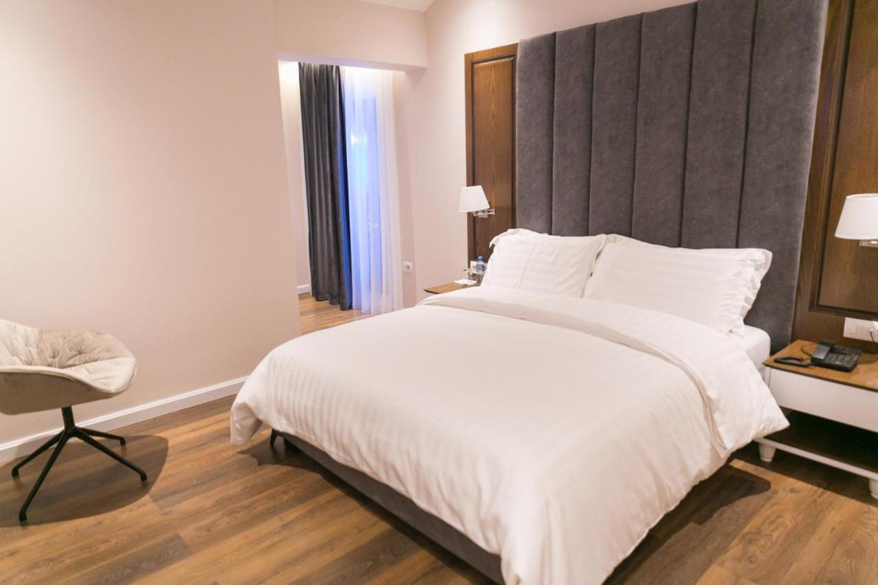 Arberia Palace Hotell Fushe Milot
