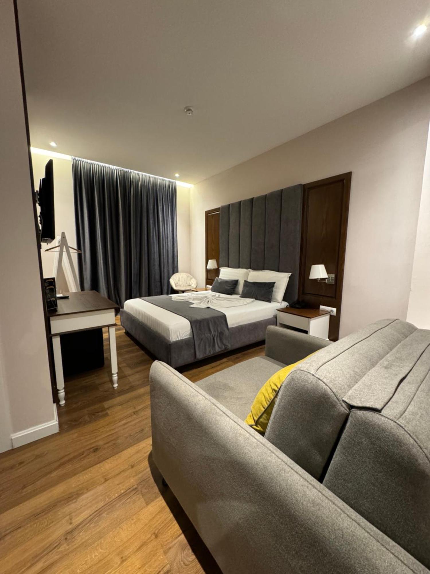 Arberia Palace Hotell Fushe Milot